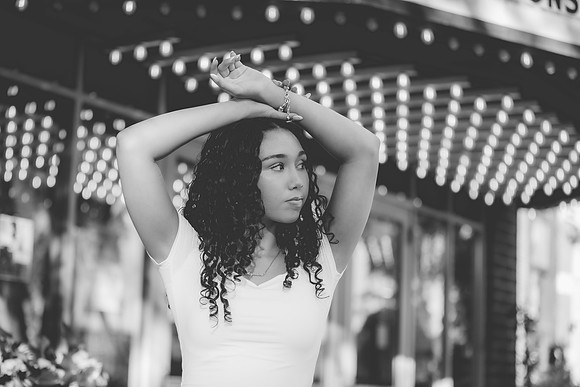 M (18 of 81)
