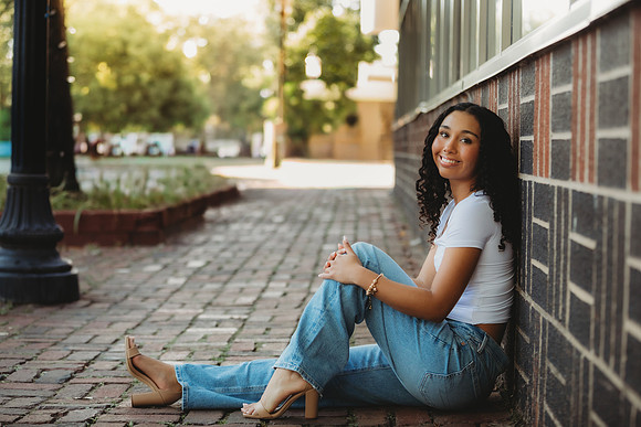 M (25 of 81)