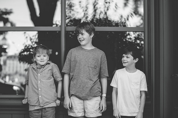 H (12 of 260)