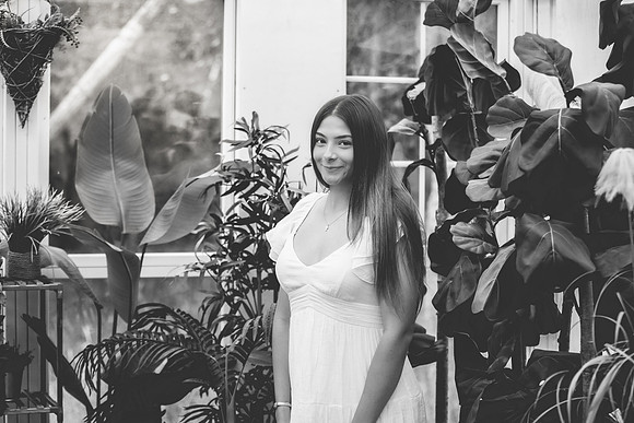 L (2 of 84)