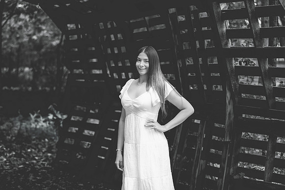 L (32 of 84)
