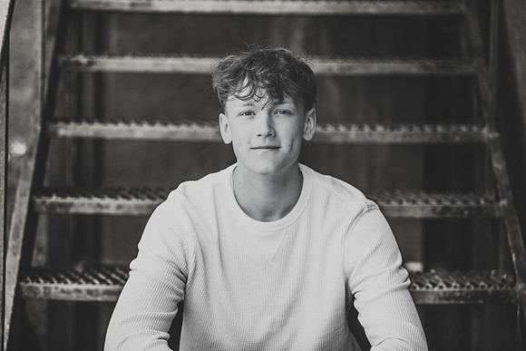 R (18 of 190)