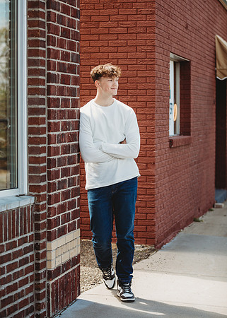 R (39 of 190)