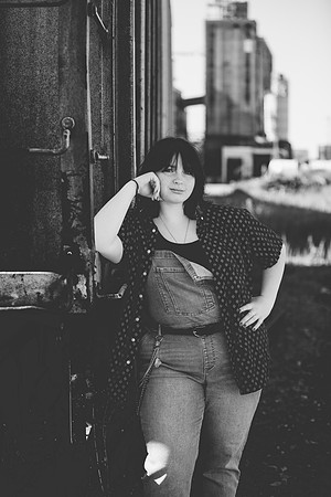 L (142 of 235)