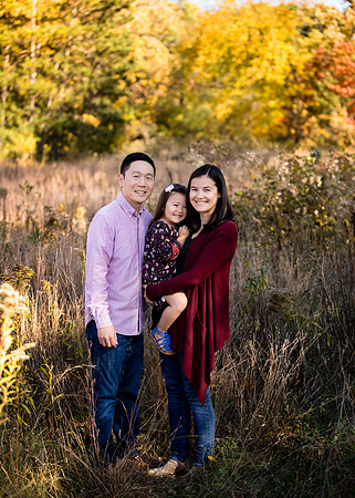 W (3 of 142)
